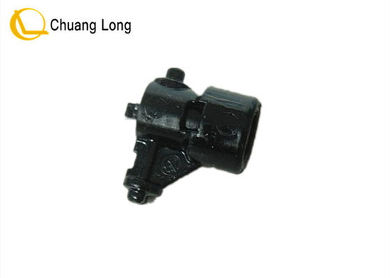 Хорошая цена Банкоматные машины Части Diebold Opteva Pivot Block Assy Stripper 49204054000B 49-204054-000B онлайн