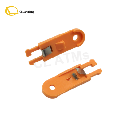 Хорошая цена 0090023328 NCR SelfServ Orange Snap Slide Latch ATM Machine Spare Parts NCR Orange Snap Slide Latch 009-0023328 Оранжевый скользящий замок онлайн
